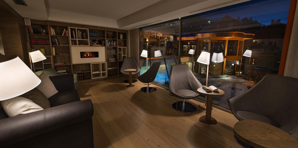 Hotel Baita Montana Ливиньо Экстерьер фото